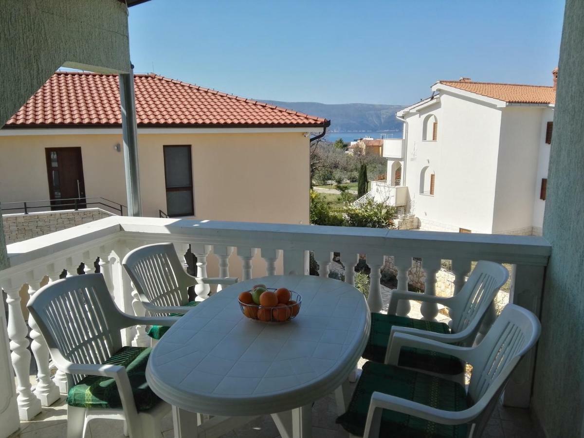 Apartment Pezic Krk Town Exterior photo